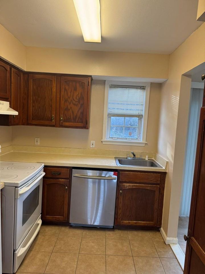 4104 Fairhaven Ave - Photo 2 of 14