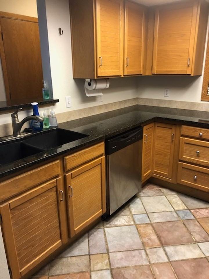 2800 Sundown Ln - Photo 3 of 32