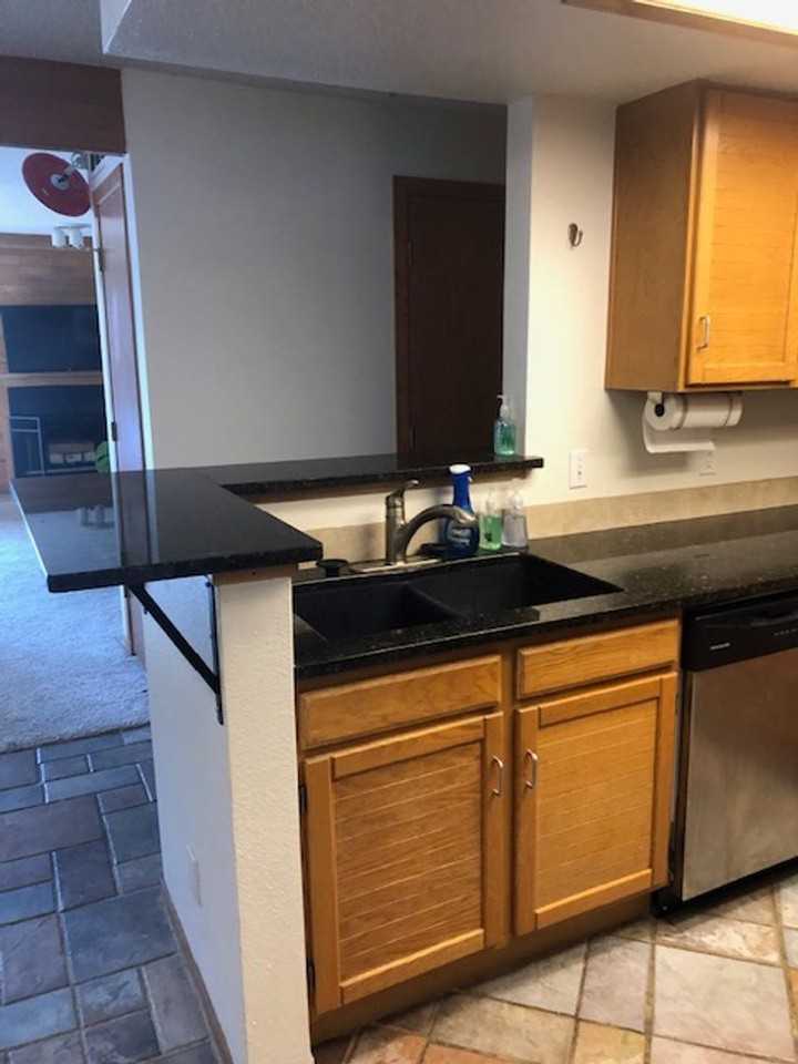 2800 Sundown Ln - Photo 6 of 32