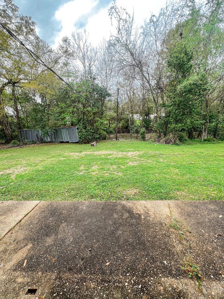 410 West Tennis Street - Photo 7 of 10