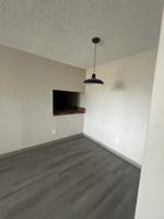 featured image of 1704 1/2 Anderson St