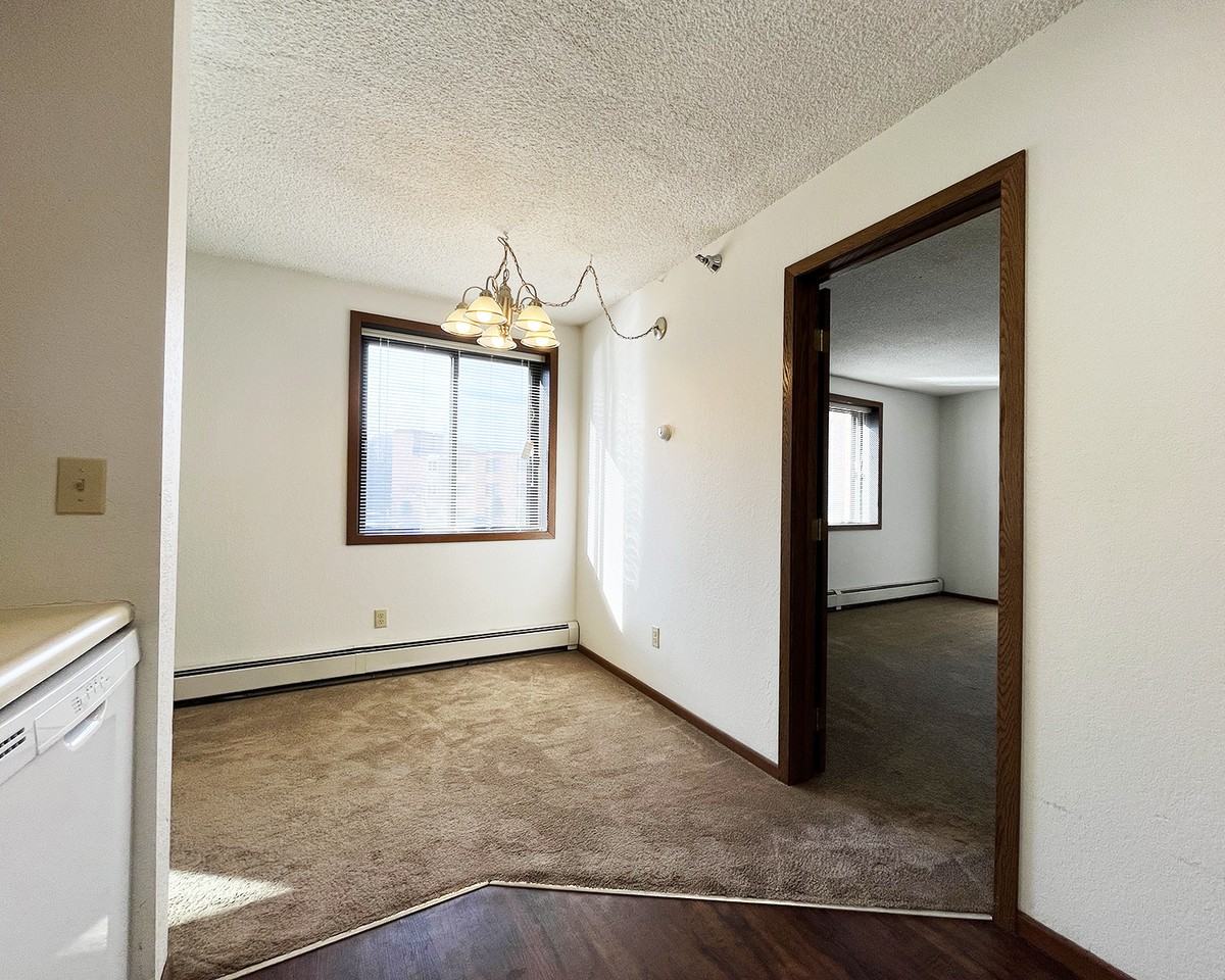 Cherry Ridge Apartments - Photo 7 of 22