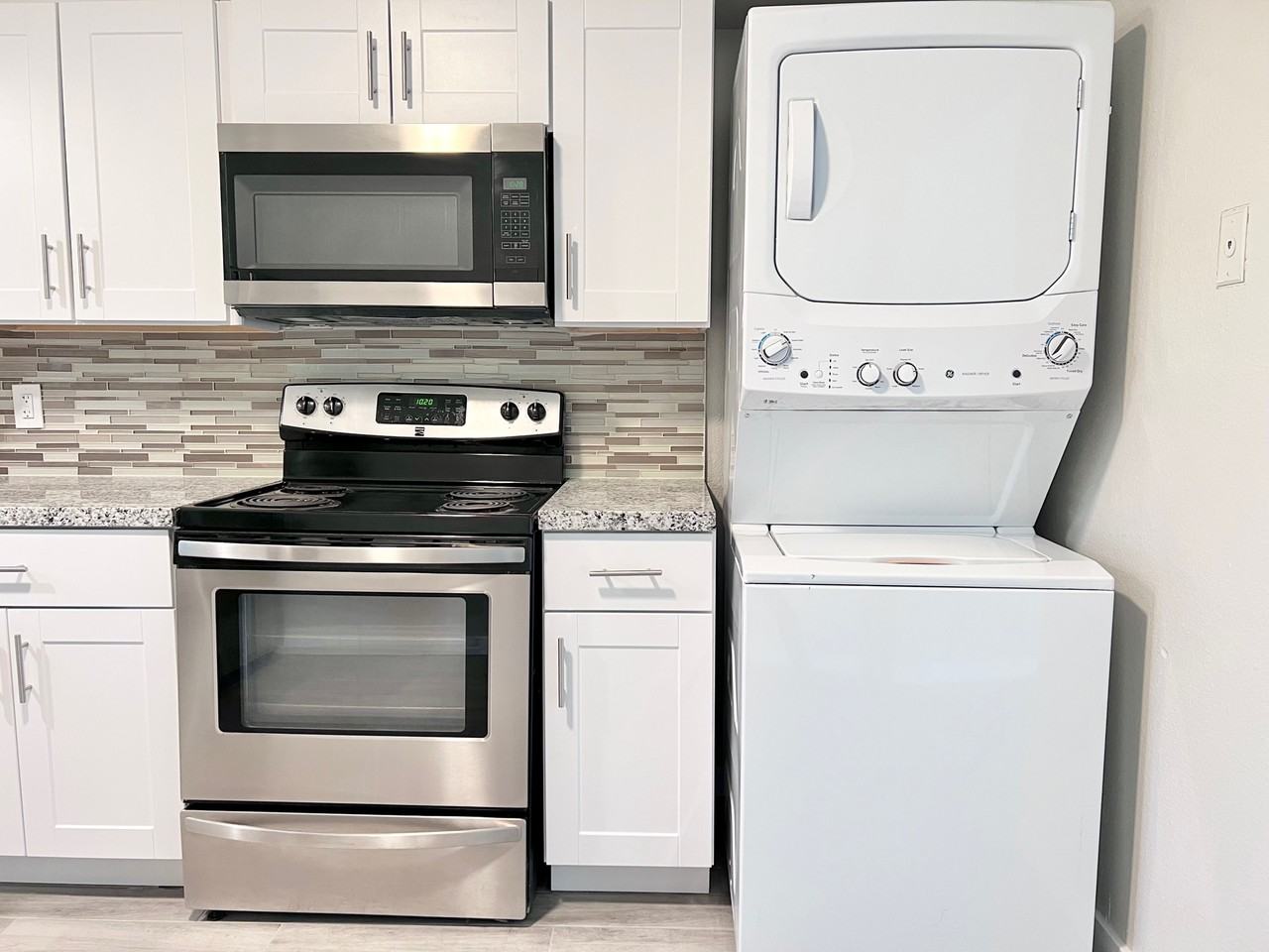 3031 N 36th St #27 - Photo 6 of 34