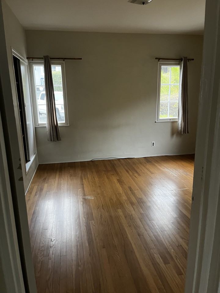 507 E Valerio St - Photo 3 of 11