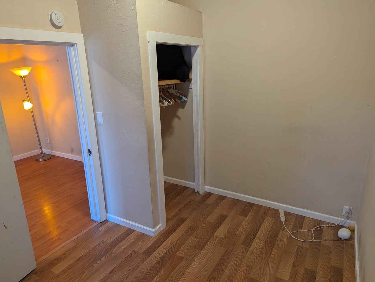 516 Lewis St #516 - Photo 5 of 13