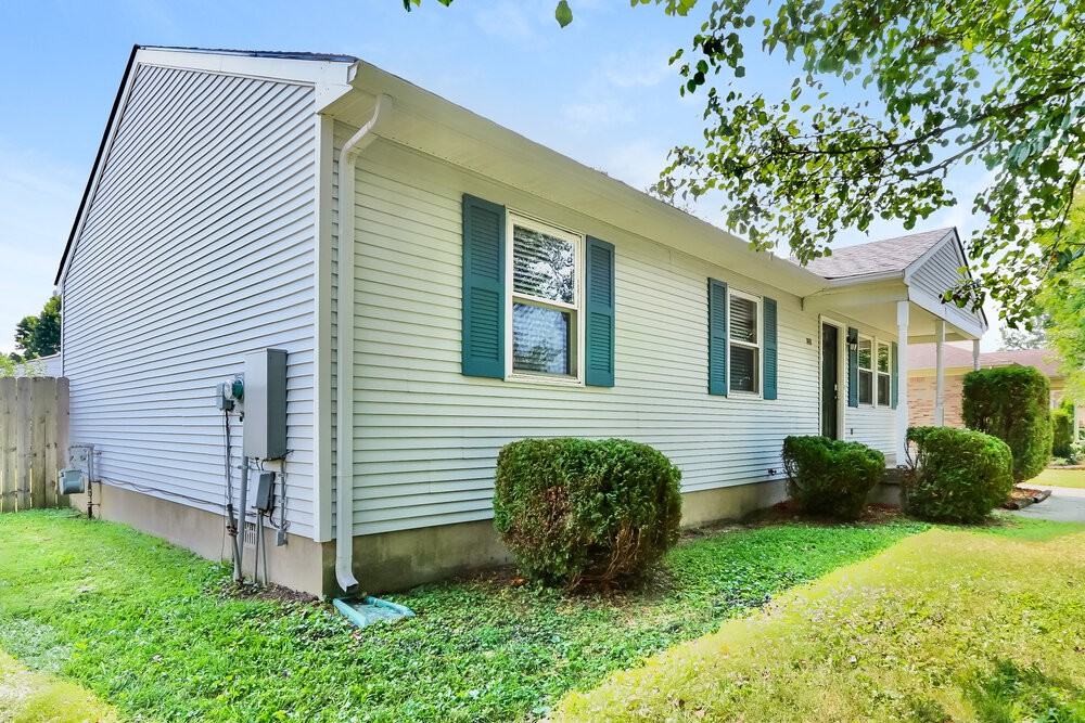 12219 Dulcie Ct - Photo 3 of 16