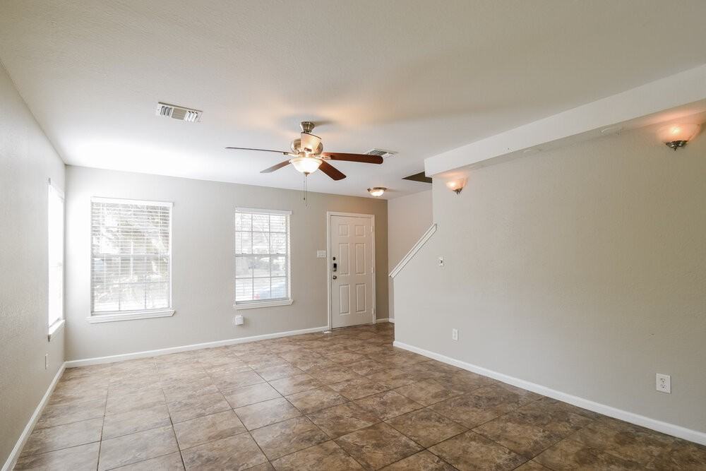 2130 Whittier Dr - Photo 6 of 16