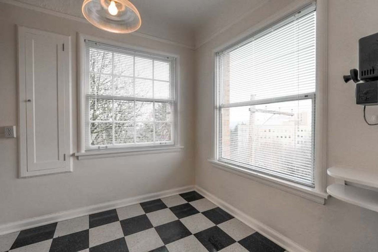 MARQUAM MANOR APARTMENTS (MCM03) - Photo 6 of 29