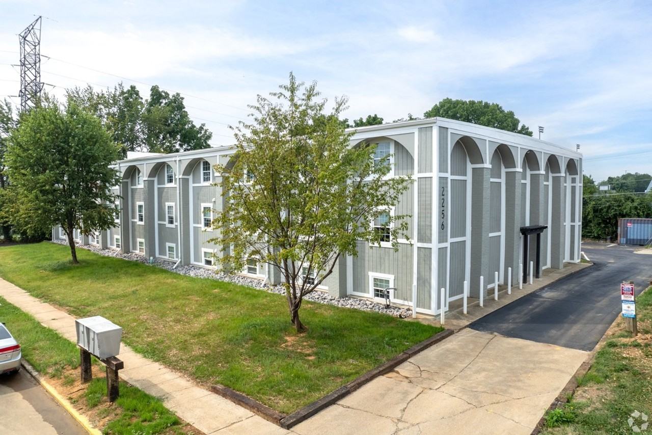 Flats at Fontaine - Photo 2 of 50