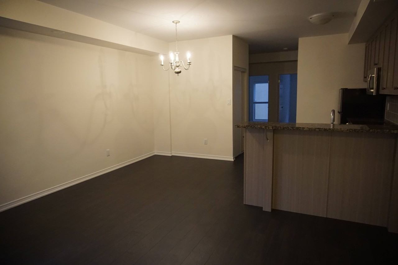 17 Coneflower Crescent #105 - Photo 4 of 14