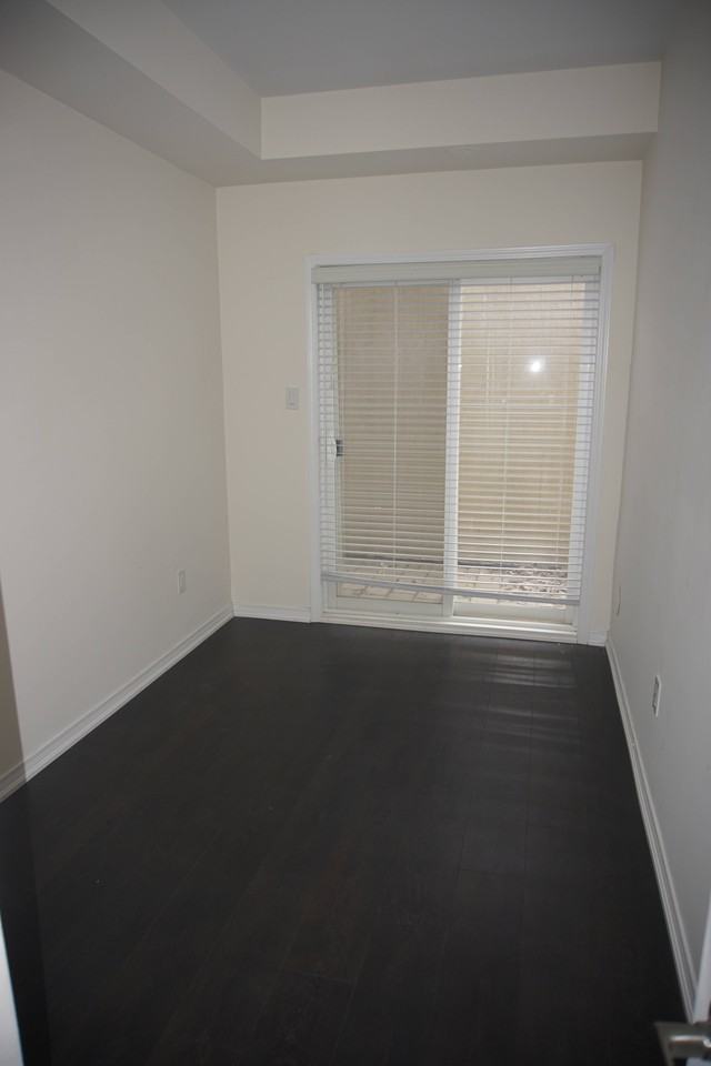 17 Coneflower Crescent #105 - Photo 7 of 11