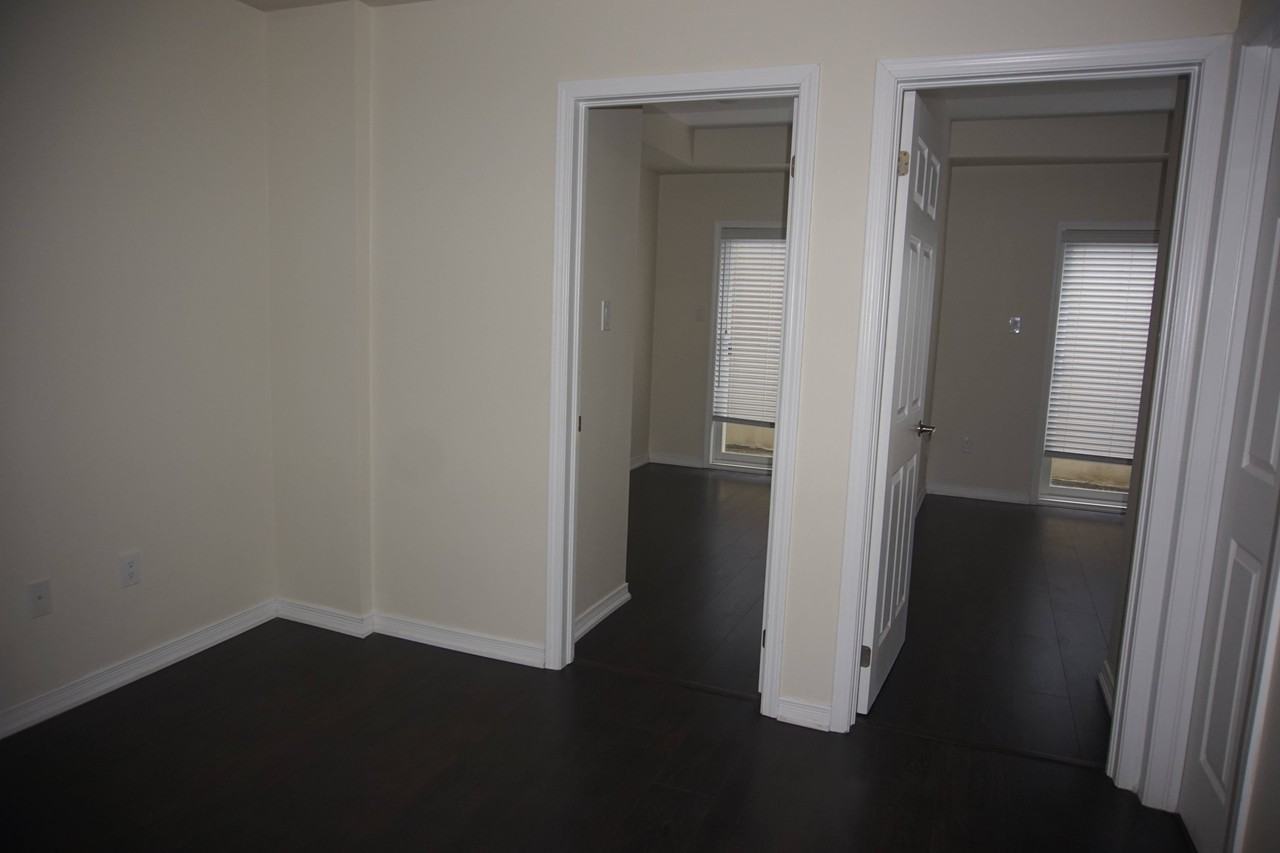 17 Coneflower Crescent #105 - Photo 7 of 14