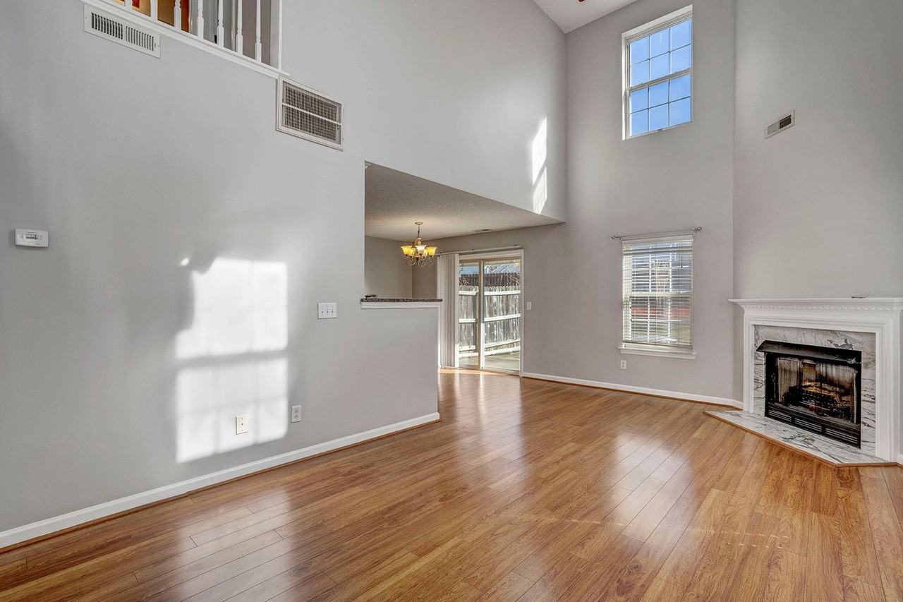 9829 Treymore Dr - Photo 4 of 29