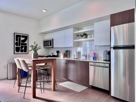 featured image of 3210 Sw 12th Ave