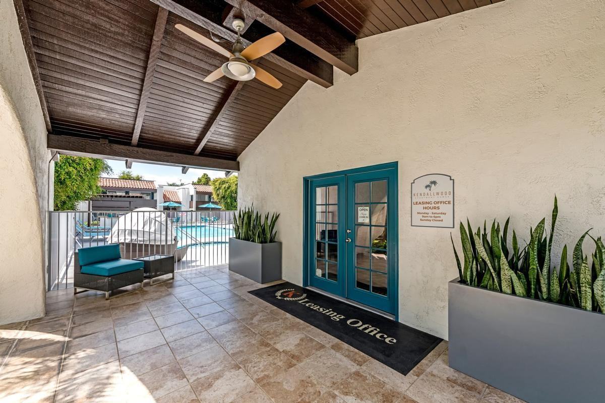 10522 Santa Gertrudes Ave - Photo 6 of 20