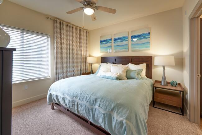 4560 S Balsam Way - Photo 7 of 30
