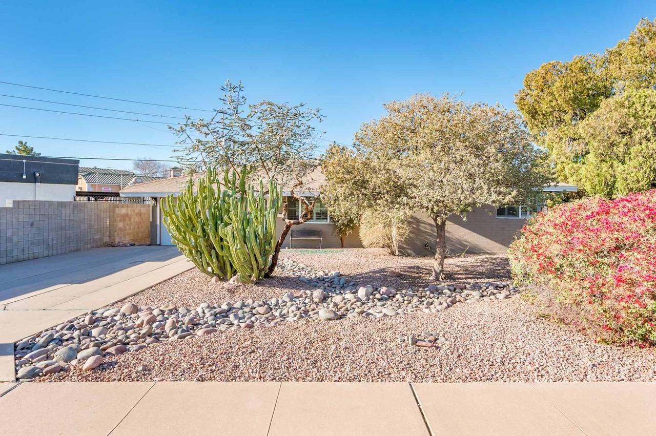 4112 N 6th Ave - Photo 2 of 25