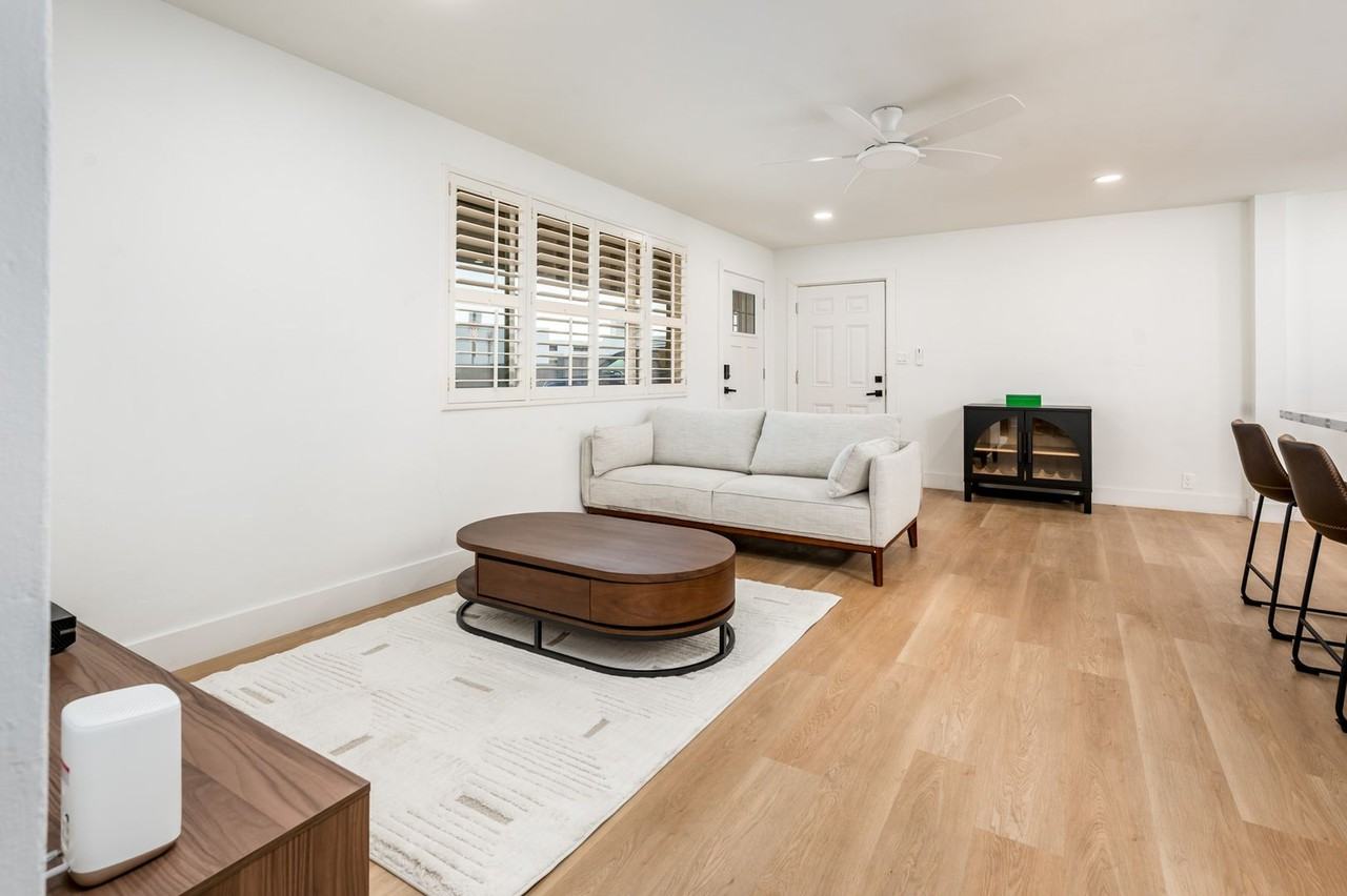 4112 N 6th Ave - Photo 6 of 25