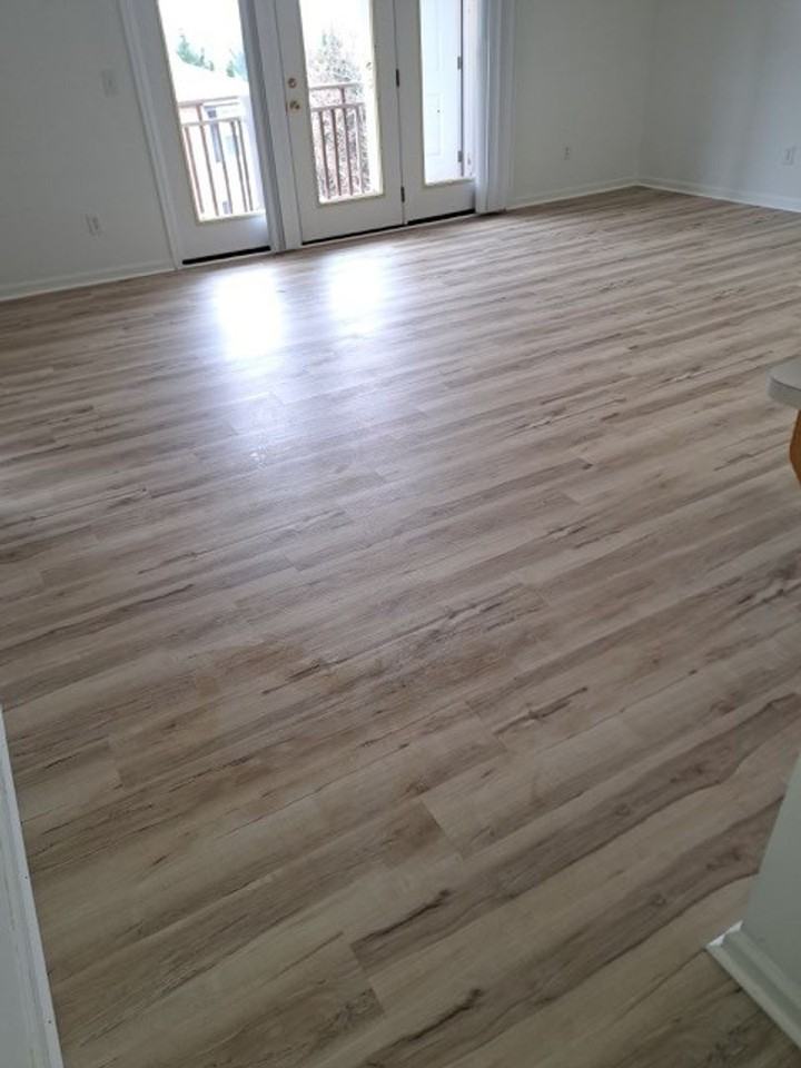 635-675 Woodbrook Drive - Photo 5 of 8