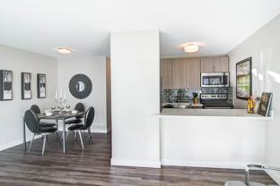 538 Lakeside Ave S - Photo 1 of 1