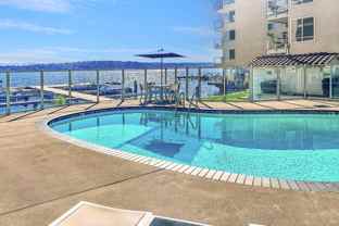 538 Lakeside Ave S - Photo 1 of 1