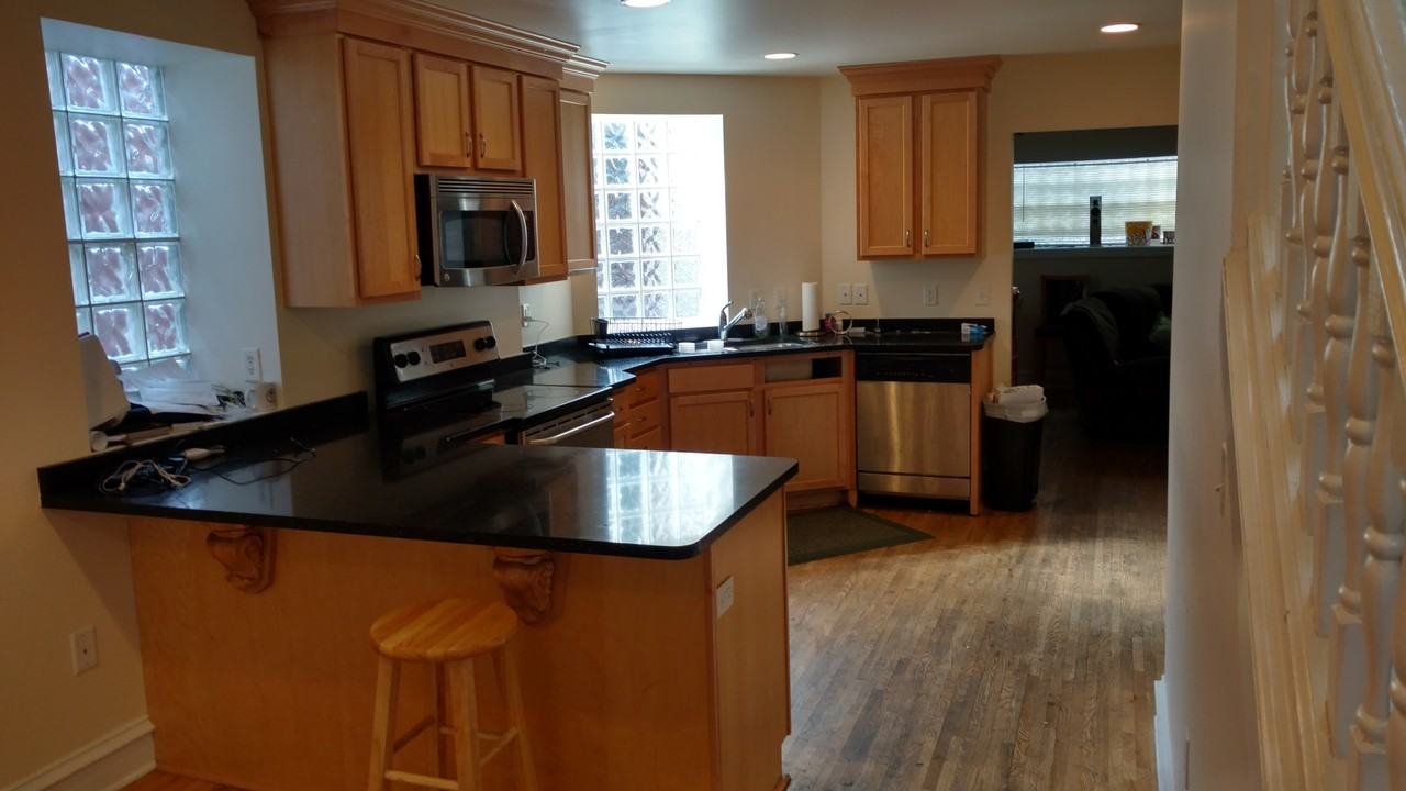 2130 Carey Way - Photo 4 of 16