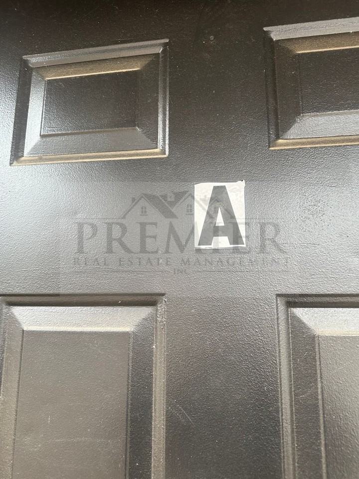 621 Miami St #A - Photo 3 of 15
