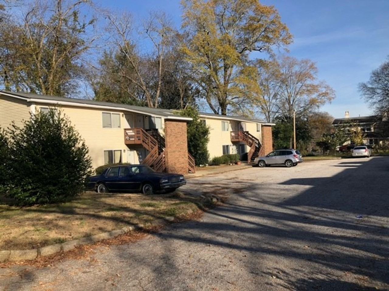 136 Cambridge Ave W #15 - Photo 4 of 6