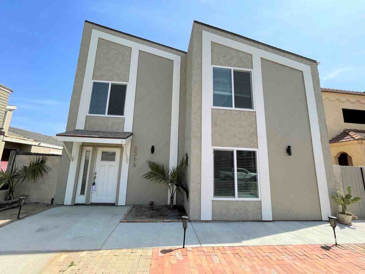 5344 Beachcomber St - Photo 2 of 32