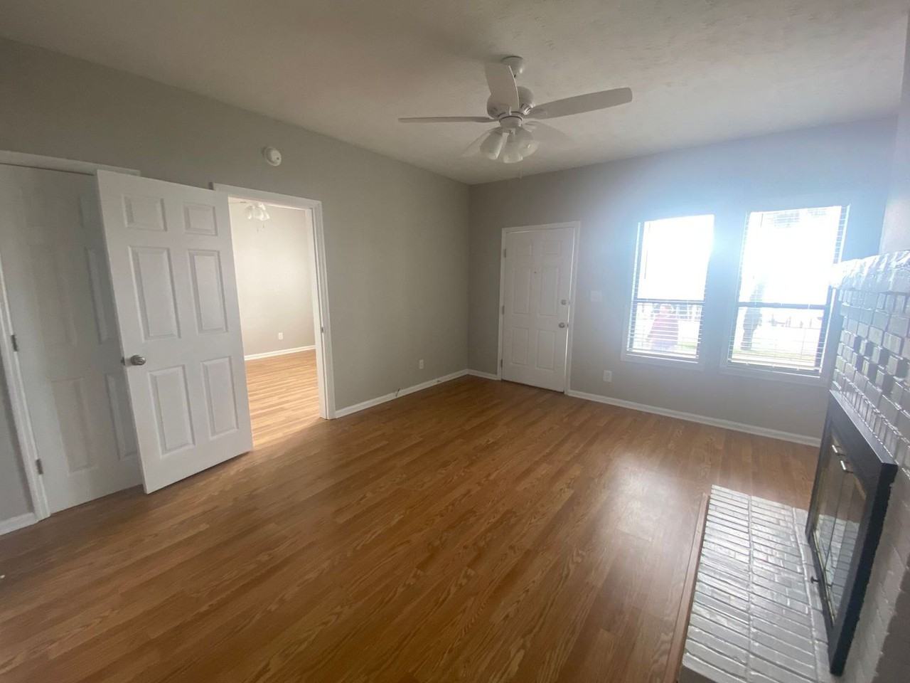 378 Massalina Dr - Photo 3 of 12