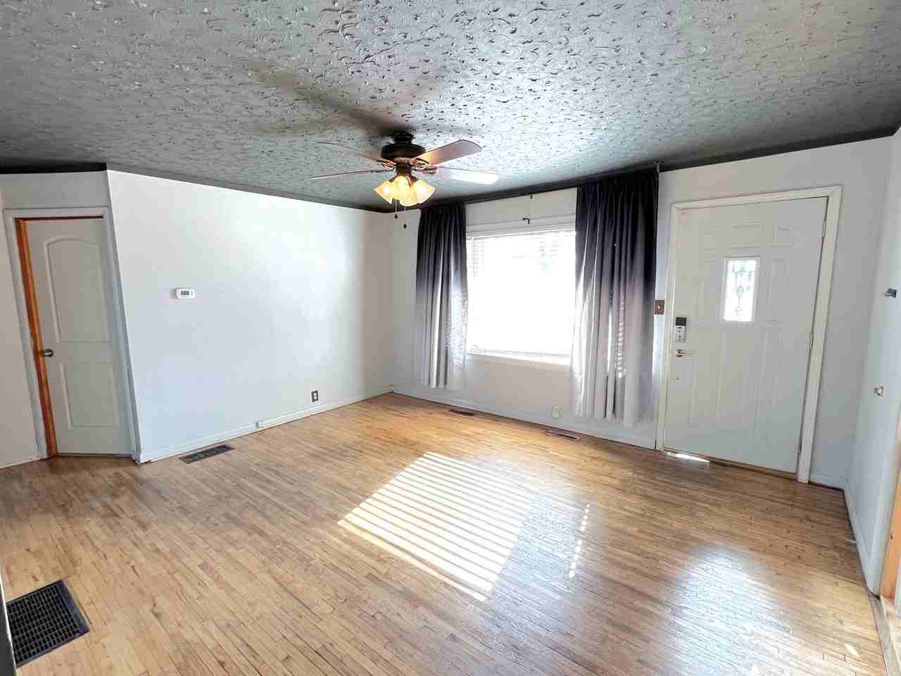 1018 E 16th Ave - Photo 3 of 19