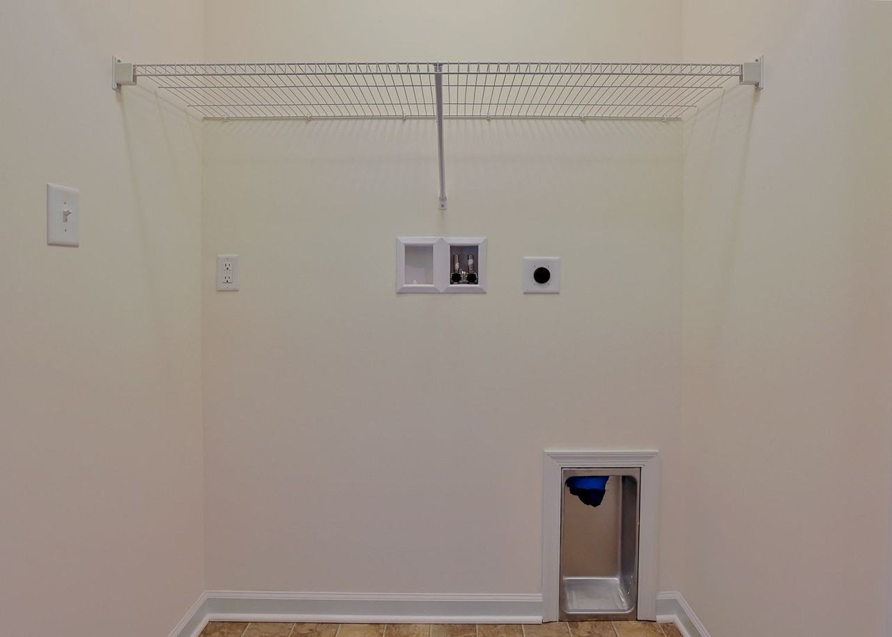 284 Homestead Dr - Photo 5 of 7