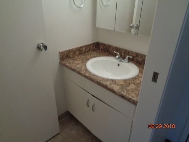 920 El Camino Ave #D - Photo 7 of 10