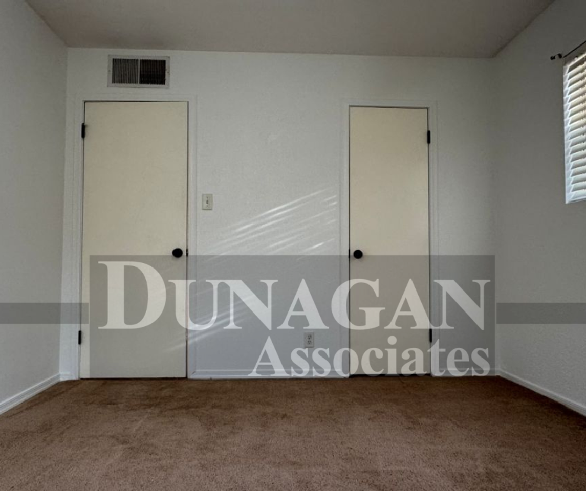 1916 Manzana Rd - Photo 6 of 11