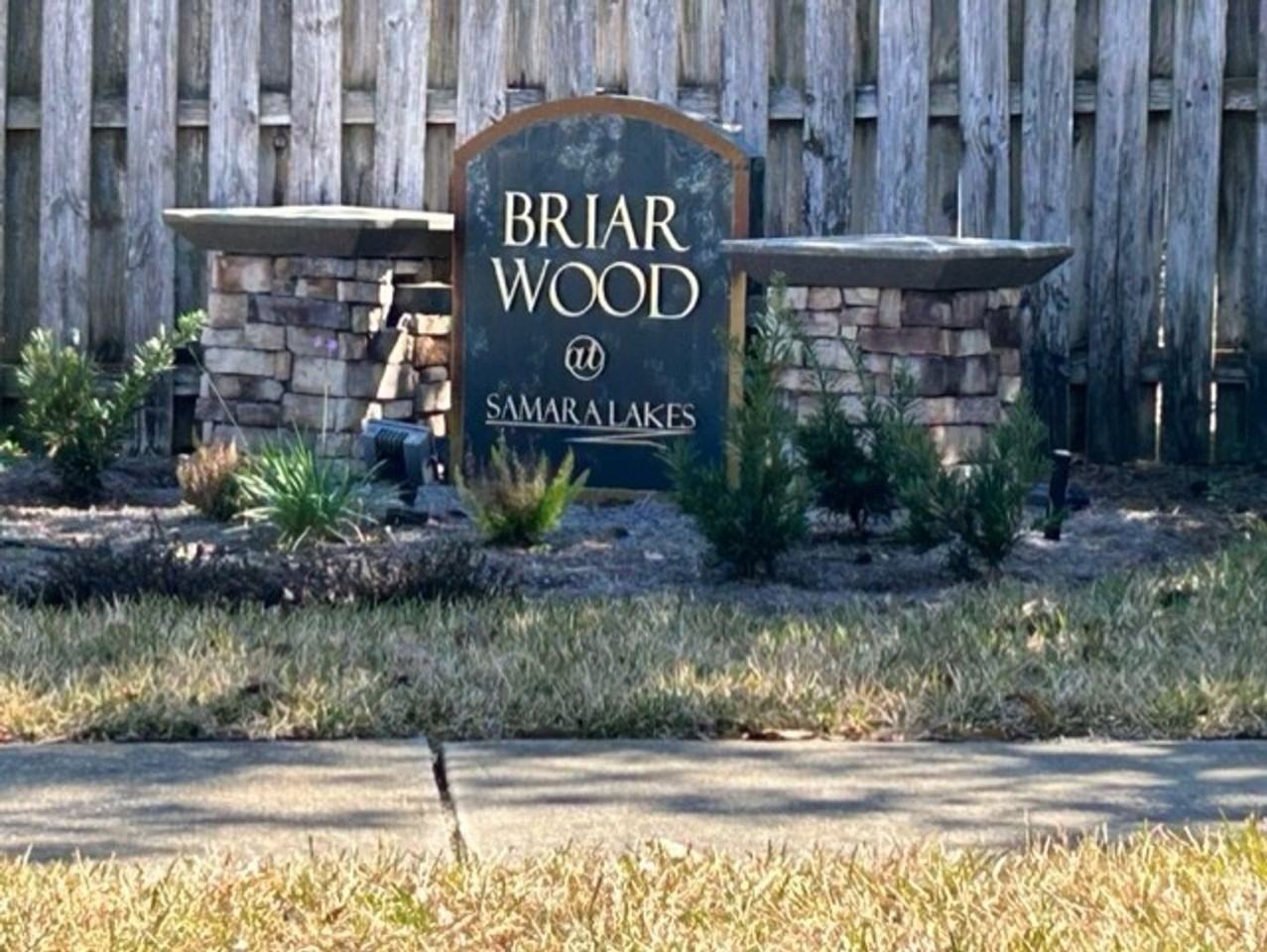 950 Wynfield Cir - Photo 2 of 32