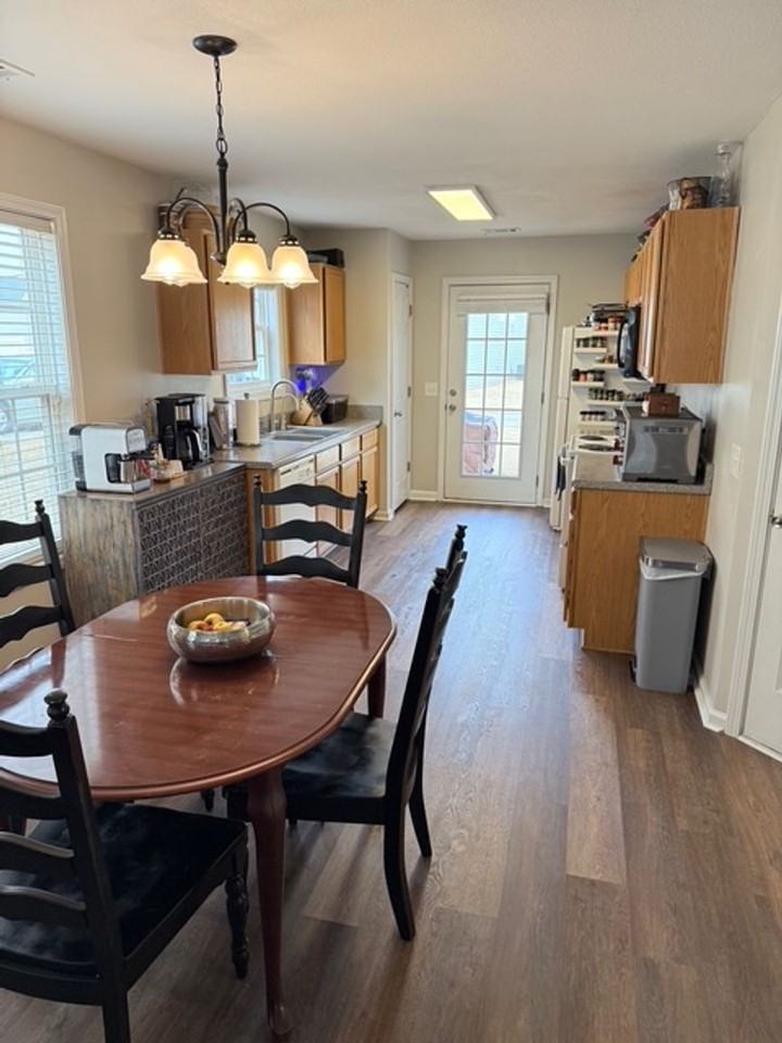 152 Alice Walker Dr - Photo 5 of 17