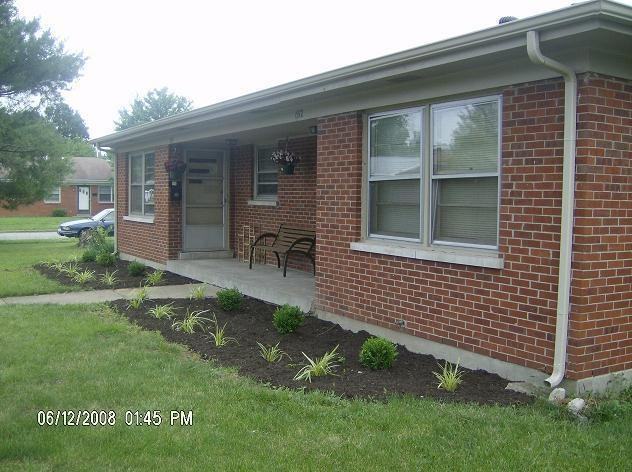 1972 Spring Station Dr - Photo 2 of 13