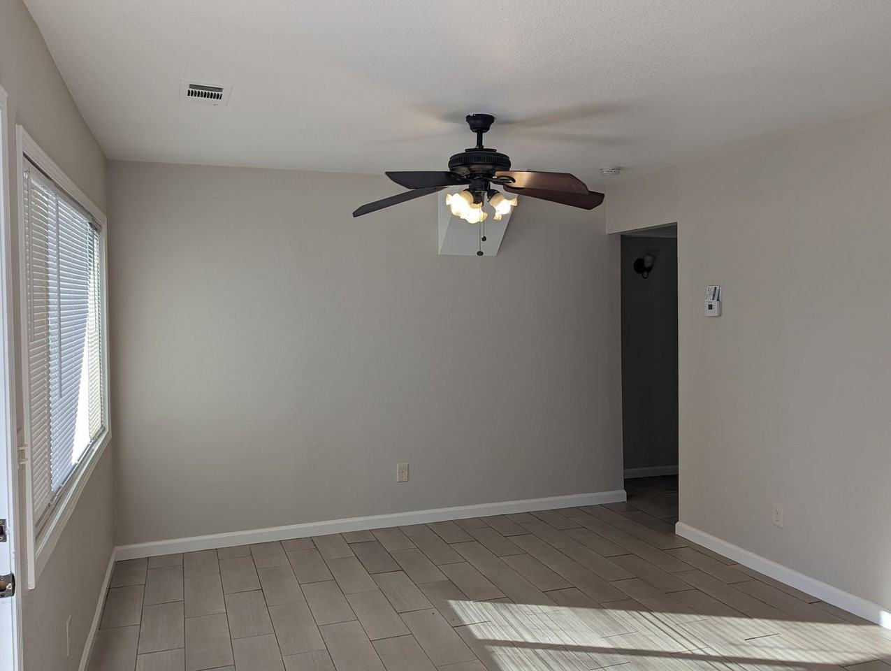 617 Chestnut St - Photo 2 of 24