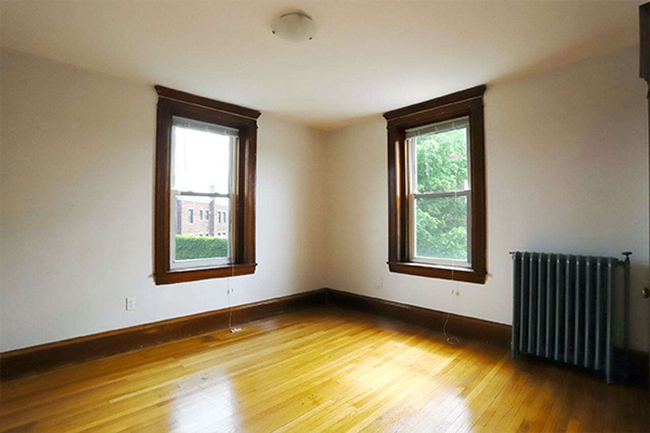 257 Washington St - Photo 7 of 12