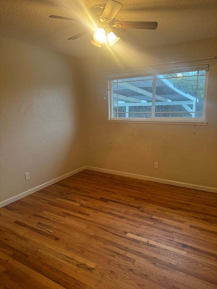 1006 Franzel Rd - Photo 5 of 10