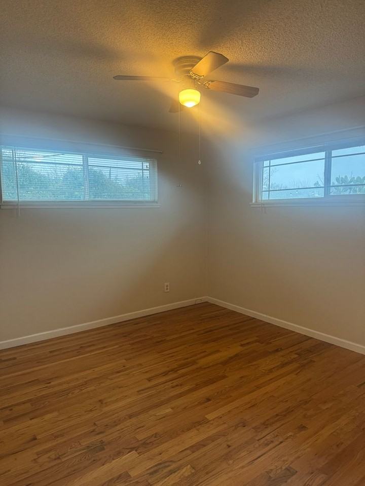 1006 Franzel Rd - Photo 6 of 10