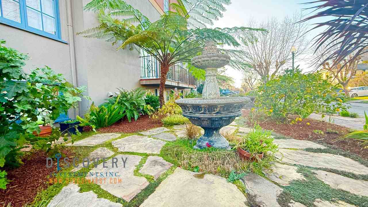 855 Longridge Rd - Photo 2 of 50