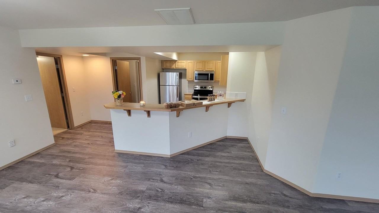 Sumner Square - Photo 6 of 16