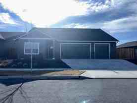 4946 Sw Zenith Ave - Photo 1 of 1