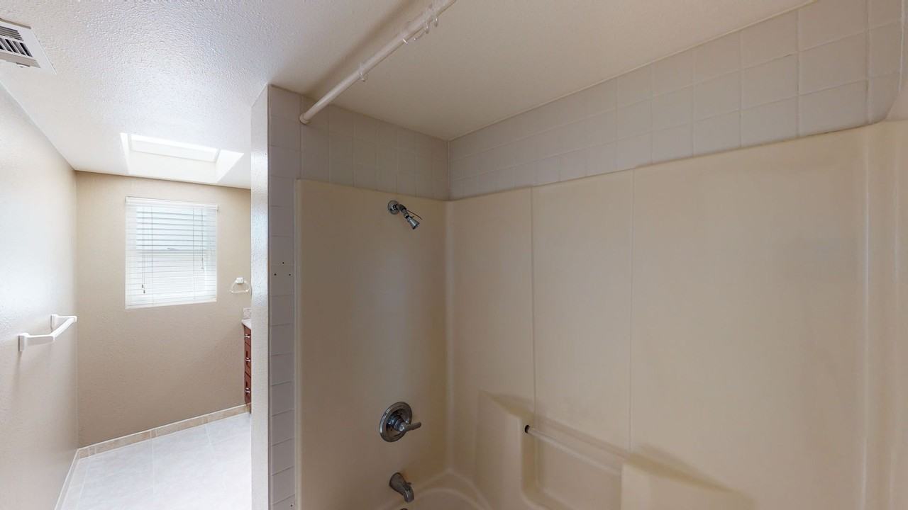 17617 Se May Valley Rd - Photo 6 of 38