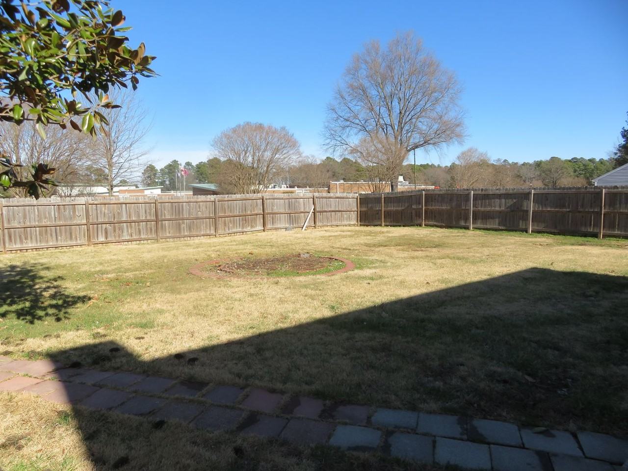 108 Conjurers Dr - Photo 3 of 25