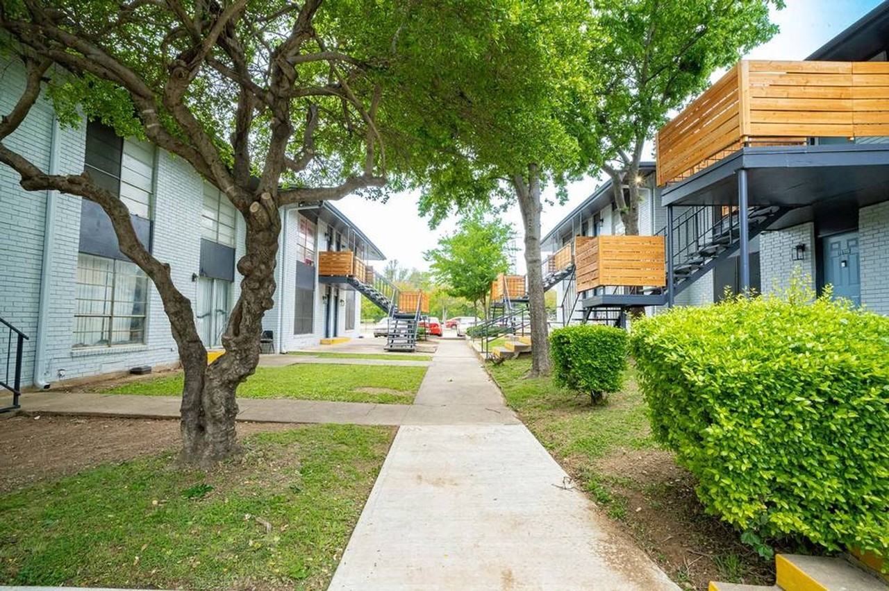 La Madera Apartments - Photo 2 of 14