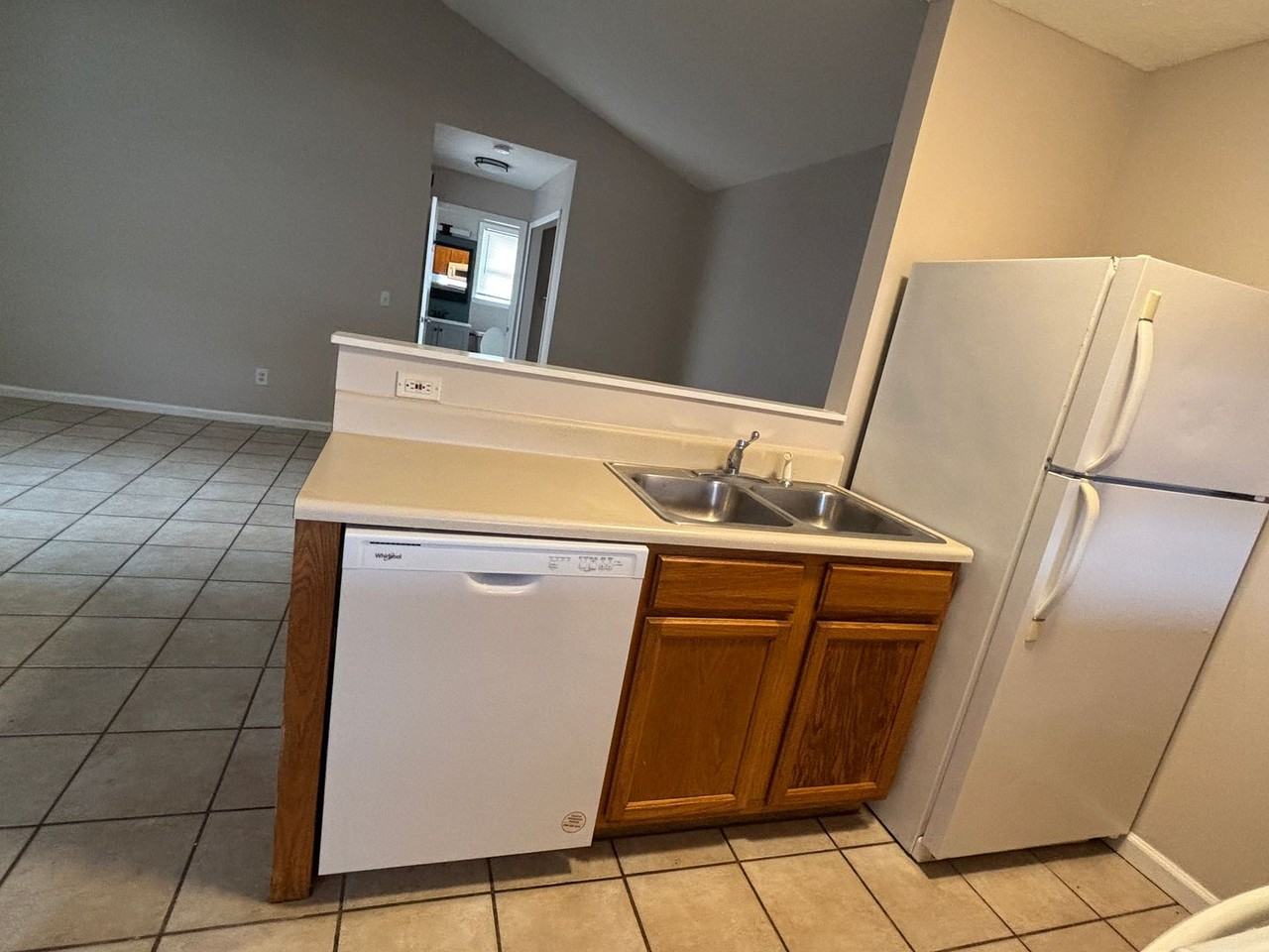 2417 Allison Ave - Photo 5 of 11