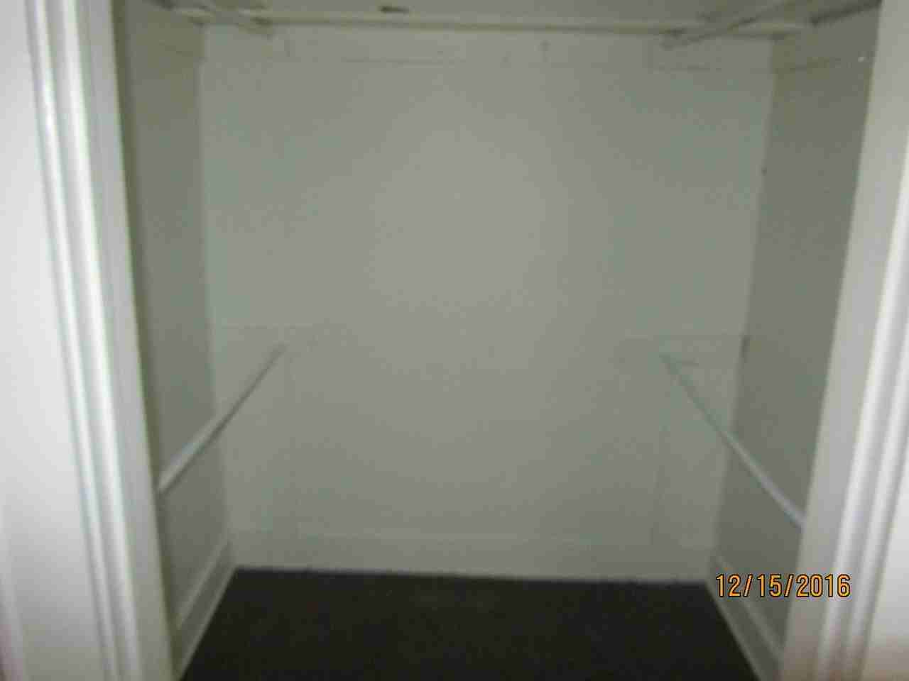 2515 W Park Pl - Photo 4 of 16