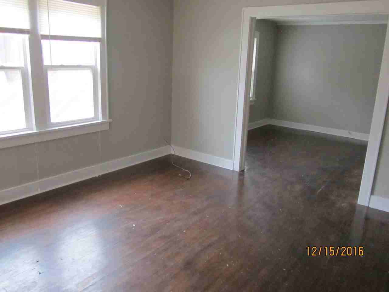 2515 W Park Pl - Photo 5 of 16
